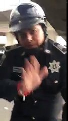 tránsito del Edomex golpea a automovilista por negarse a darle “mordida”