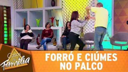 Forró e ciúmes no palco