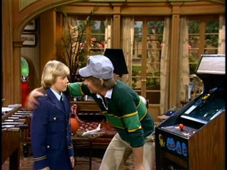Silver Spoons S1E01