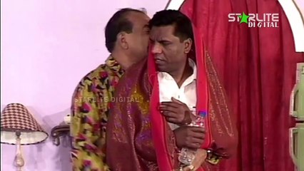 Amanat Chan and Sohail Ahmed Naz New Pakistani Stage Drama Kali Chader Full Comedy Clip - YouTube