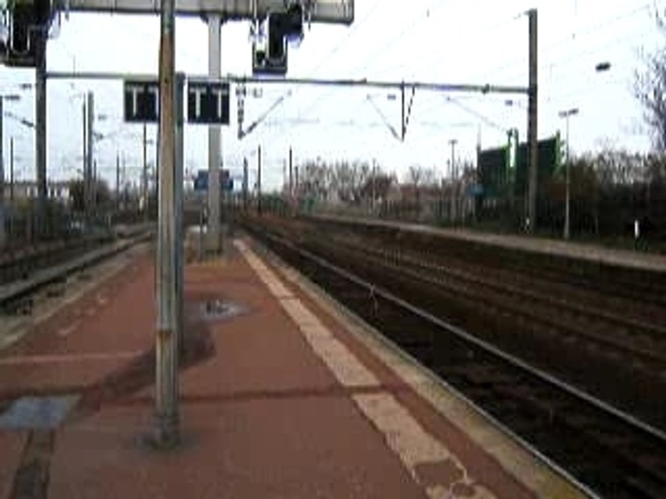 Passage d'un Eurostar St Denis