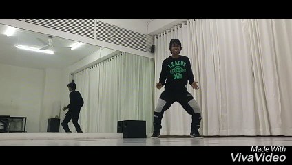 डांस की ऐसी फॉर्म किसी ने नहीं देखी होगी.  असम का Afro style डांस