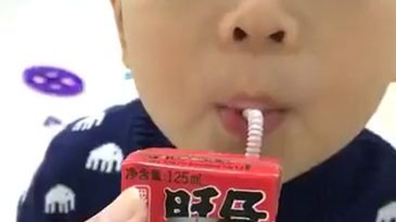 Une astuce pour faire avaler des médicaments à un enfant