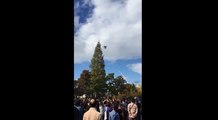 Un drone s'écrase dans la foule.