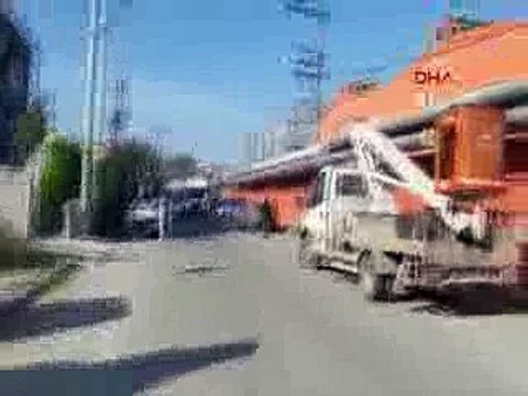 Fabrikada patlama ve göçük: Ölü ve yaralılar var