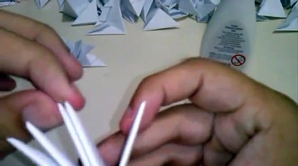 Aprenda Como Fazer um Cisne de Origami Modular 3D