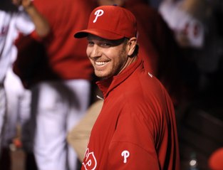 The sports world mourns Roy Halladay on Twitter