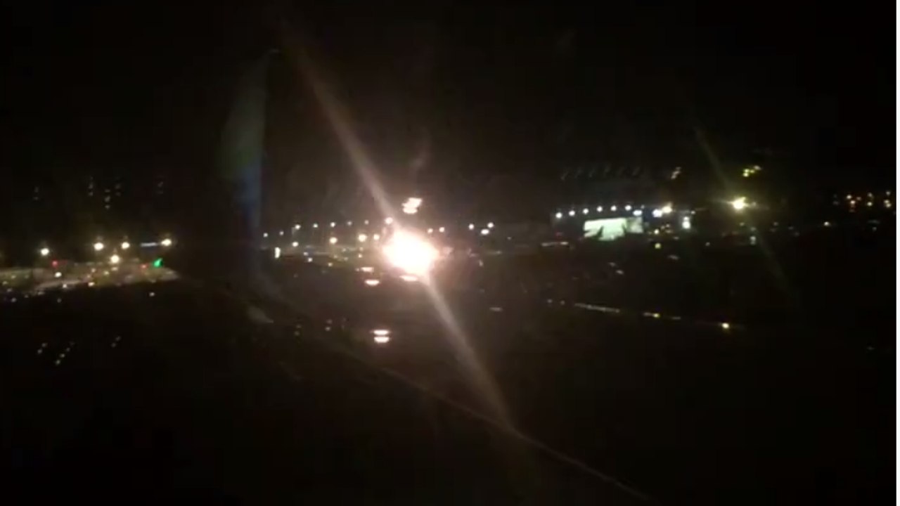 Seattle Airport Passenger Captures Video of Hawaiian Airlines Engine Fire