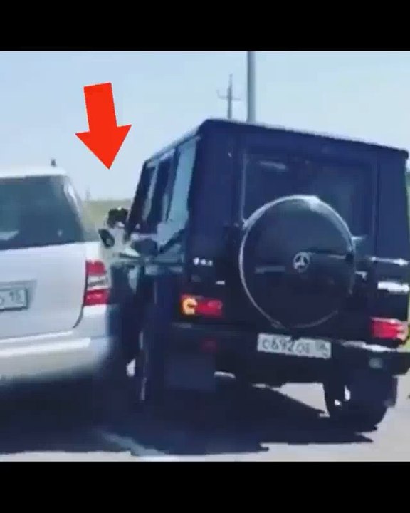 Mercedes Fight..