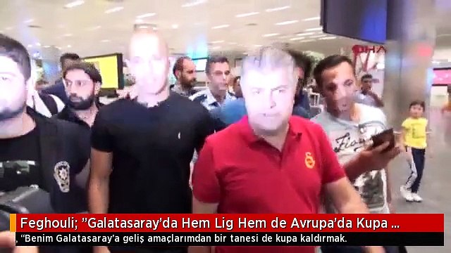Feghouli: Galatasaray'da Hem Lig Hem de Avrupa'da Kupa Kaldırma Hedefim Var