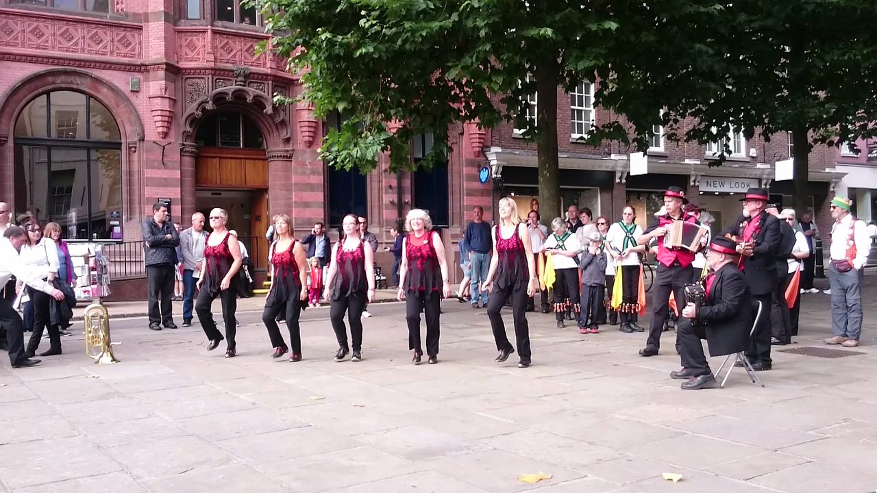 MORRIS DANCERS vid 45