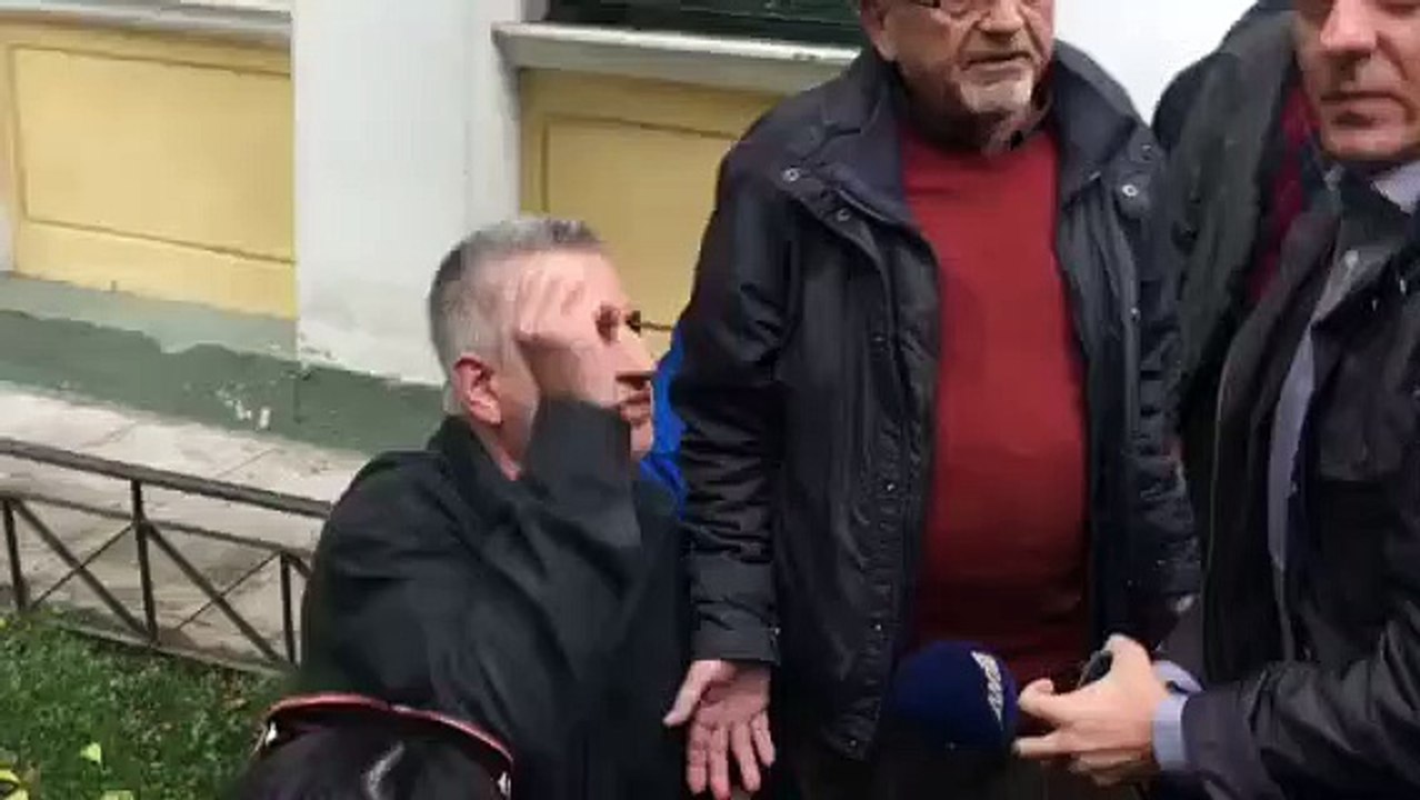 Ξεσπά ο πατέρα της Δώρας