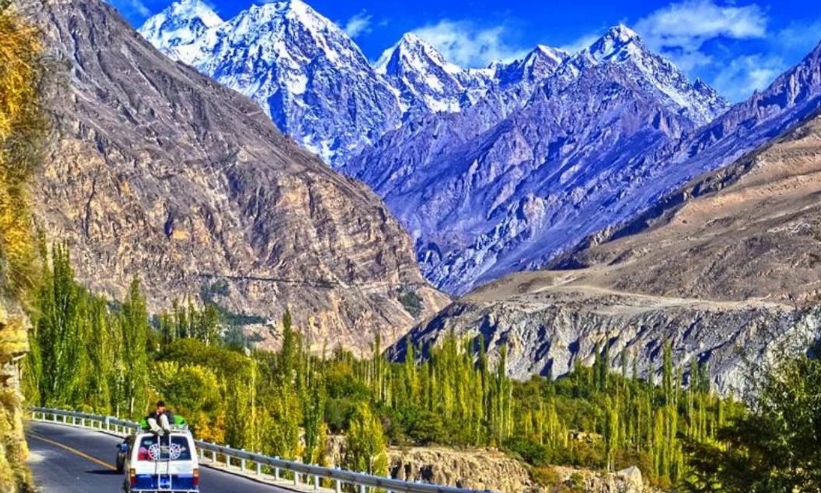 Tour to Beautiful Hunza Valley (Pakistan) 2017