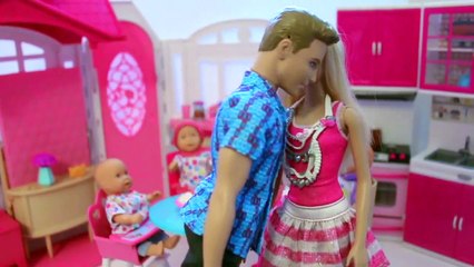 Baby doll poops & peeps on Toilet toy Barbie Baby Doll Potty Training Slime PlayToys