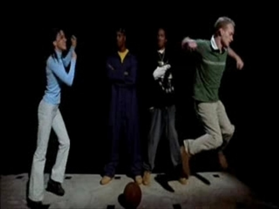 Parodie pub nike--Scary movie 2_