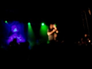 La Contradiction- Mass hysteria