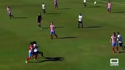 Un penalty très, très stupide