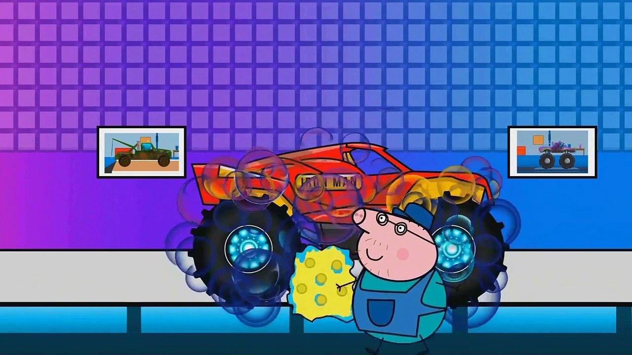 Vehicles for kids: Spiderman stole Peppa Pigs new bicycle. Peppa pig cry and play monster trucks