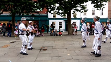 MORRIS DANCERS vid 49