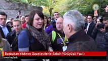 Başbakan Yıldırım Gazetecilerle Sabah Yürüyüşü Yaptı