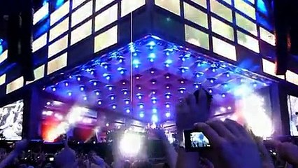 Muse - Feeling Good, Stade de France, Paris, France  6/11/2010