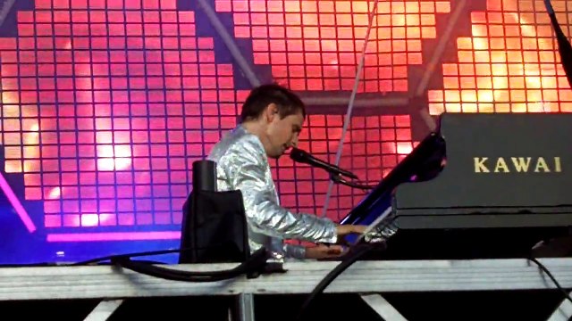 Muse - Feeling Good, Bergenhus festning, Bergen, Norway 7/23/2010