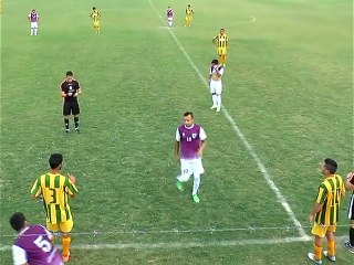 Ce joueur argentin prend deux jaunes en 10 secondes !