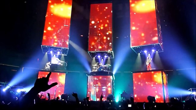 Muse - Feeling Good, Prudential Center, Neward, NJ, USA 10/24/2010