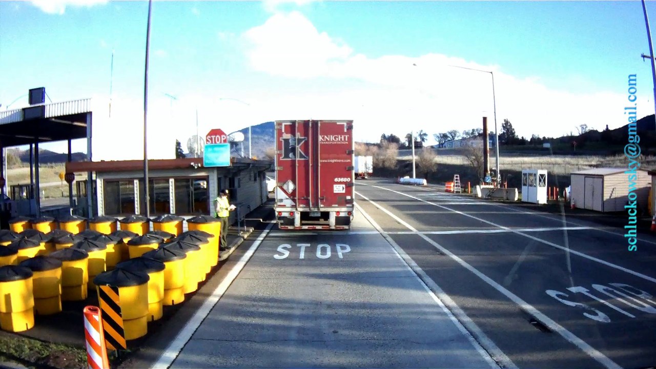 Port of Entry Oregon>>>California//Inspection Station///I-5 South///Grenzübergang  OregonKalifornien///near Hornbrook