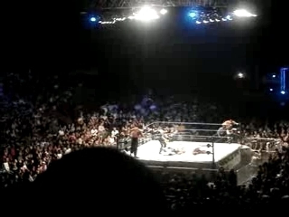 Batista ,mysterio vs kali ,finlay