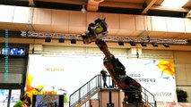 Karusselfahren im Industrieroboter///Hannover Messe