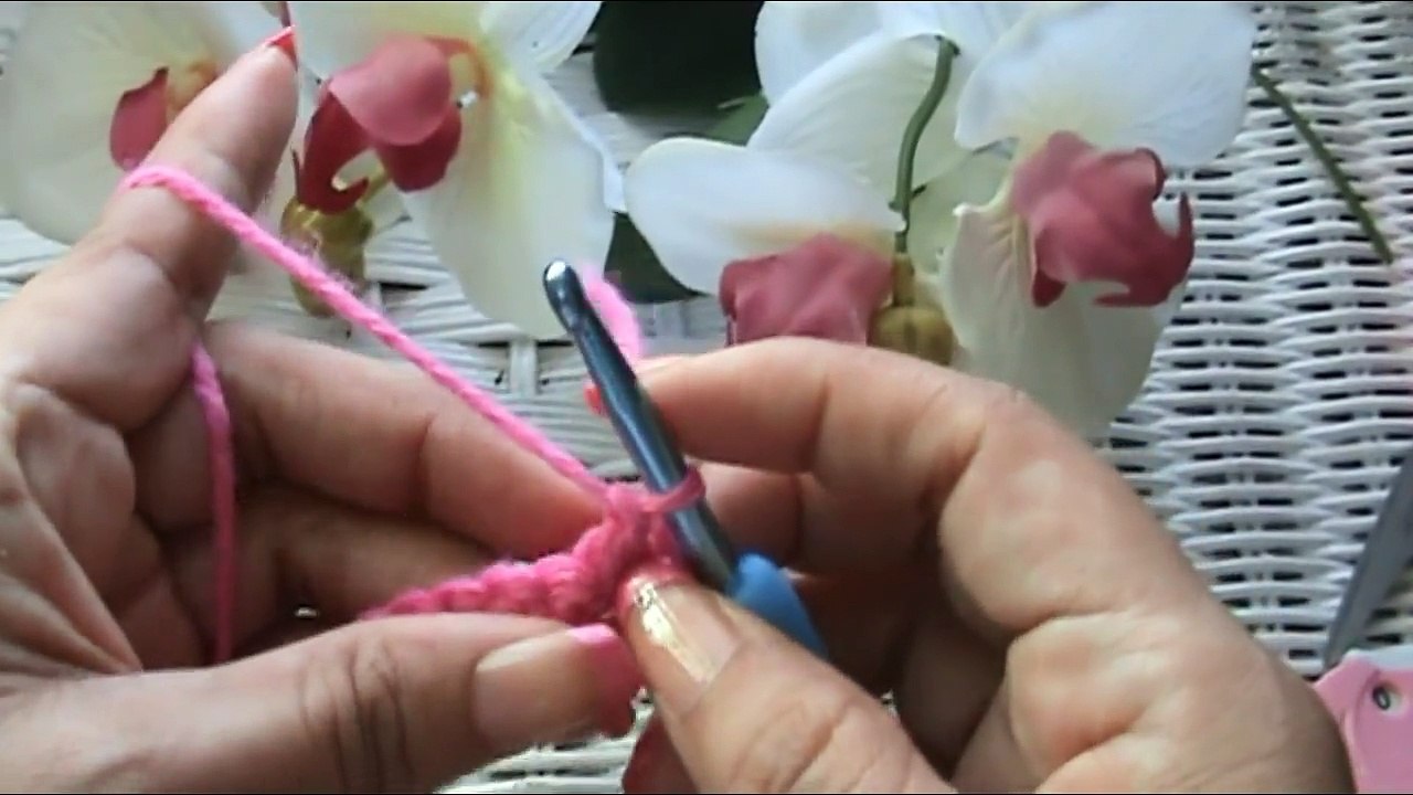 How To Crochet A Super Super Easy Sweater For Beginners