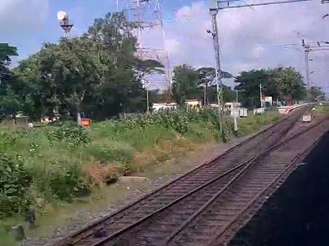 Black Diamond Express passing smoothly through Khana Jn..3gp