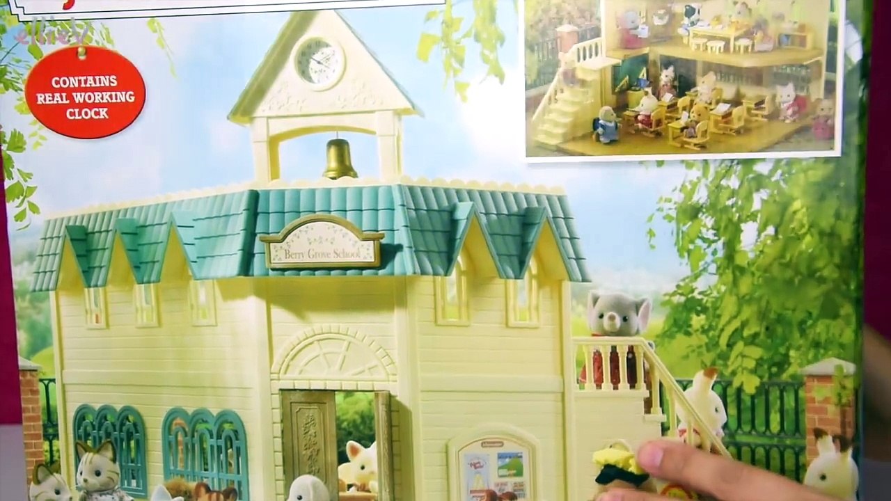 Sylvanian Families Calico Critters Berry Grove School Unboxing Review