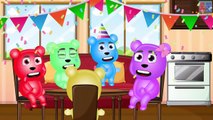 Mega Gummy Bear crying in Washing Machine finger family song for kids