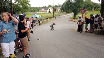 スケボーダウンヒルの失敗映像集！決定的瞬間【Video Pizza】