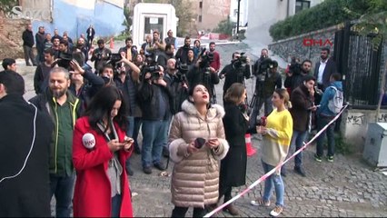 Galata Kulesi'nden atladı