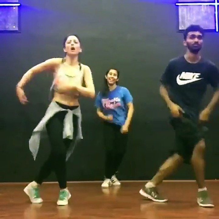 Pee Loon Dance _ Sandeepa Dhar Choreography _ DancePeople Studio _ Once Upon a Time in Mumbai