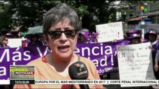 Hondureñas exigen al Gob. cese la impunidad en casos de feminicidios