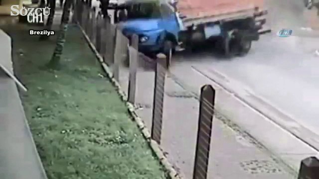 Freni patlayan kamyon dehşet saçtı