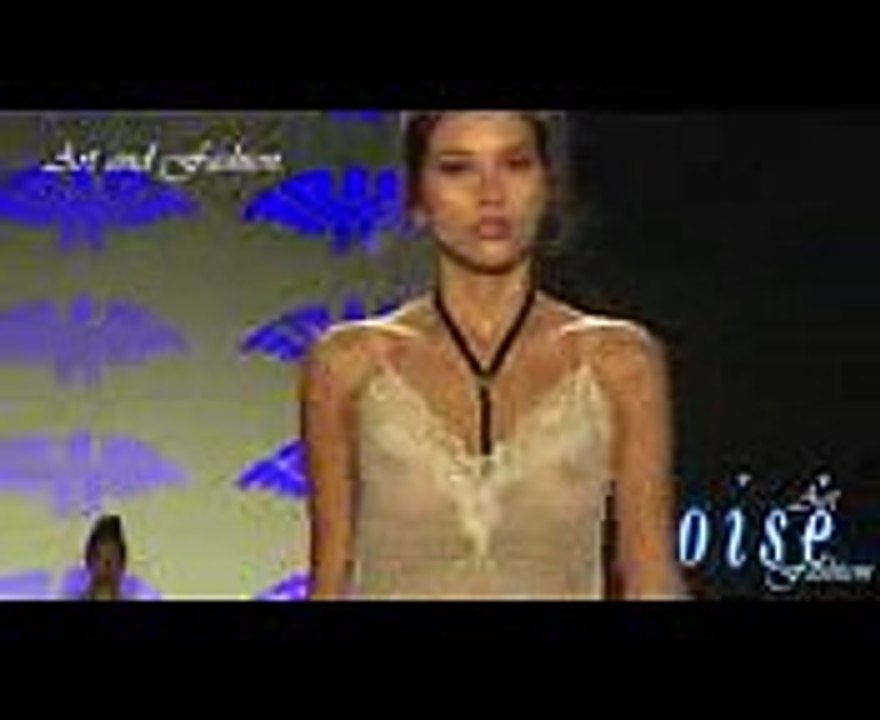 Runway Fashion - Artistic Expression 27