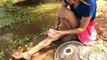 Smart pretty girl Using Electric fan guard fish trap Catch A lot of Fishes