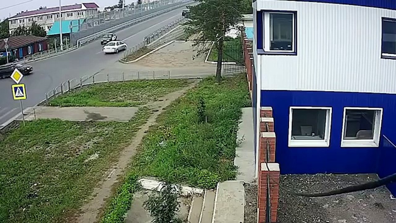 Be Careful On Russian Roads