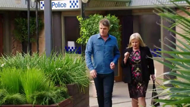 Neighbours 7729 9th November 2017 HD - 7729
