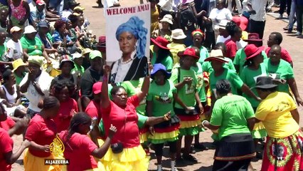 Zimbabwe's sacked VP Mnangagwa flees over 'Mugabe threat'