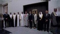 الشرق والغرب يلتقيان في افتتاح متحف اللوفر أبوظبي