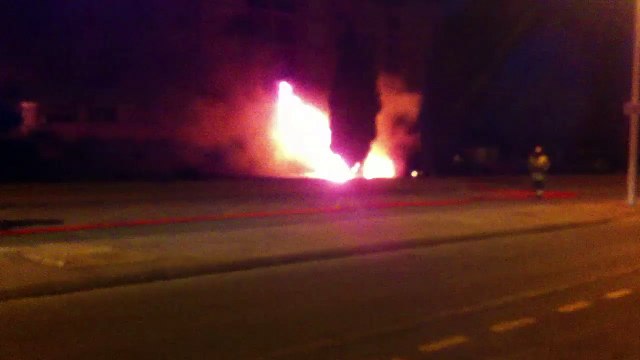 Une douzaine de voitures brulées à Vitrolles cette nuit.