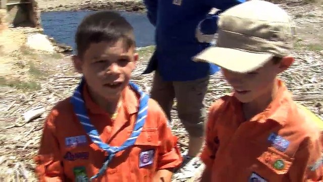 Les Scouts chateauneuvais nettoient les Rochers des Trois Frères
