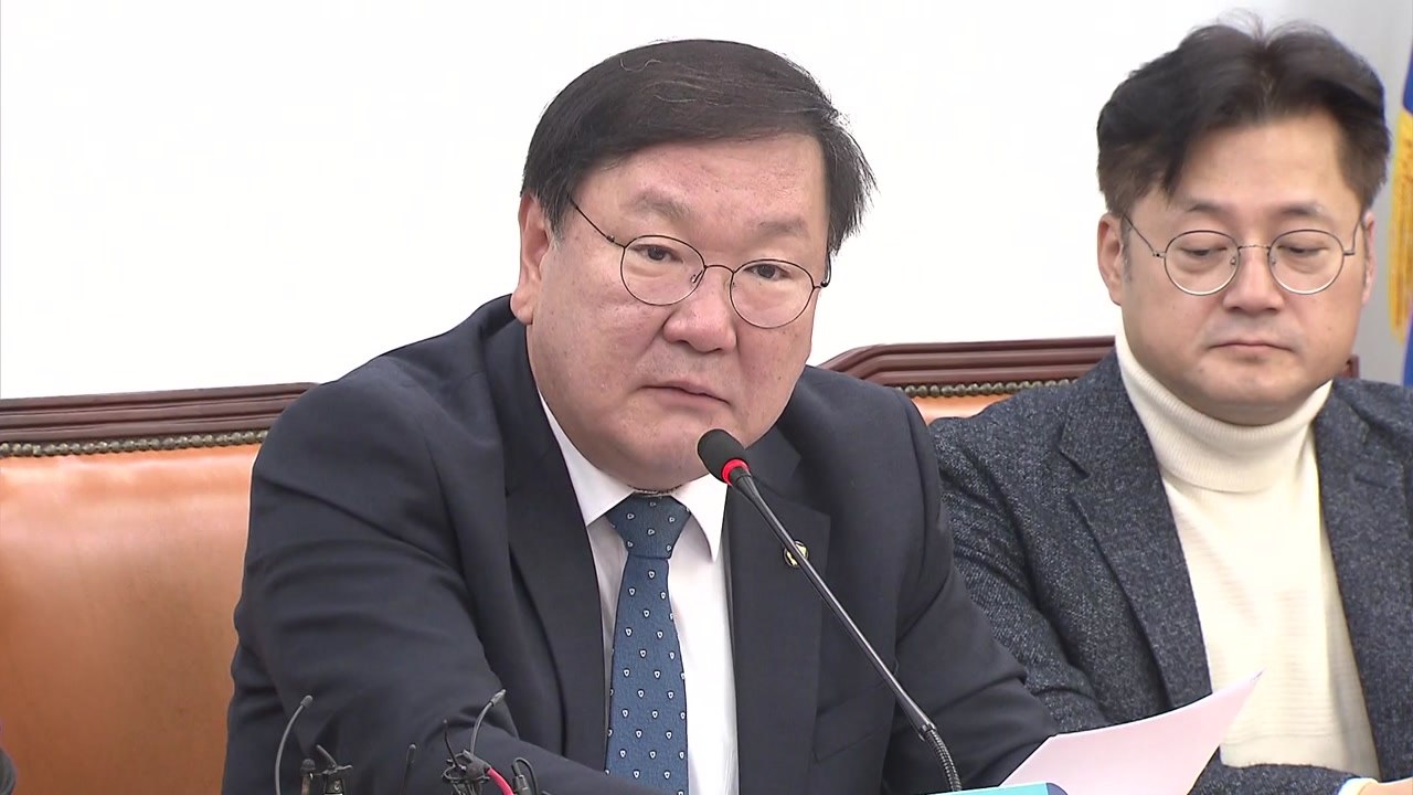 민주당 "야당, 홍종학 자질·역량에 초점 맞춰야" / YTN