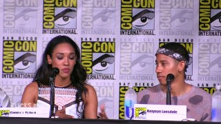 THE FLASH Season 3 Comic Con Panel (Part 1) - Grant Gustin, Candice Patton, Keiynan Lonsdale